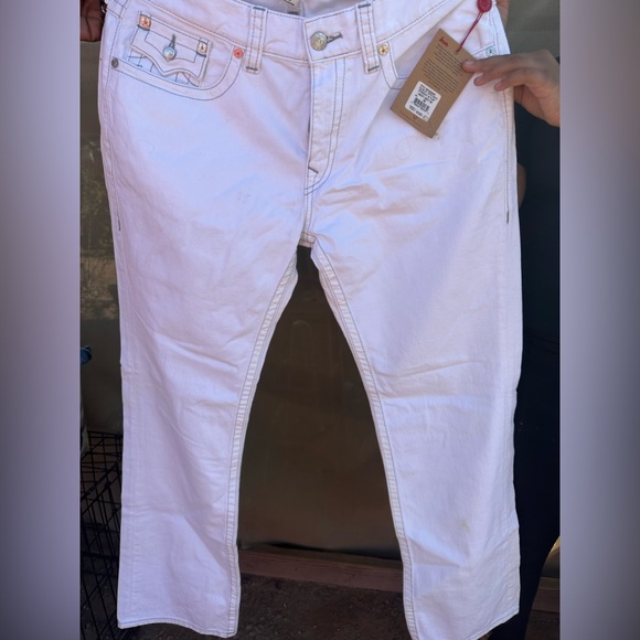 Hello - Picture 9 of 14